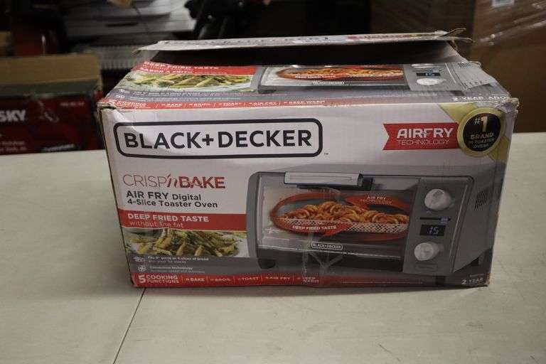 Black+Decker air fry digital 4 slice toaster oven Matthews Auctioneers