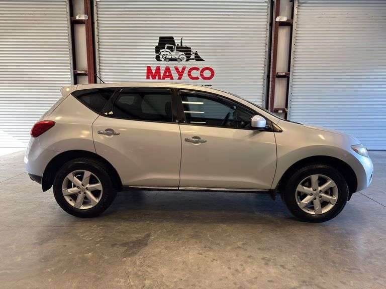 2010 NISSAN Murano
