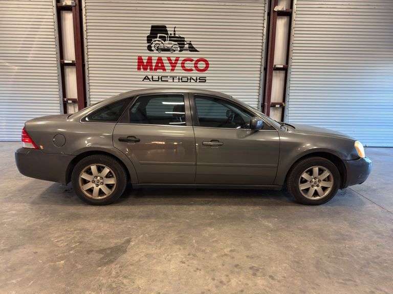 2005 MERCURY Montego