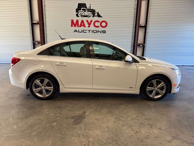 2013 CHEVROLET Cruze