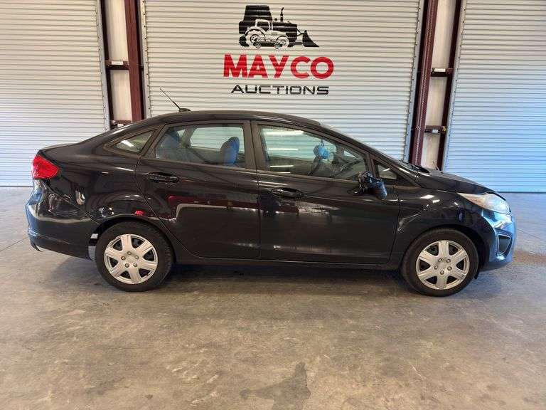 2013 FORD Fiesta