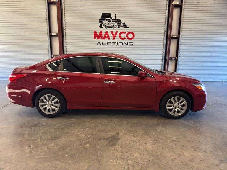 2017 NISSAN Altima