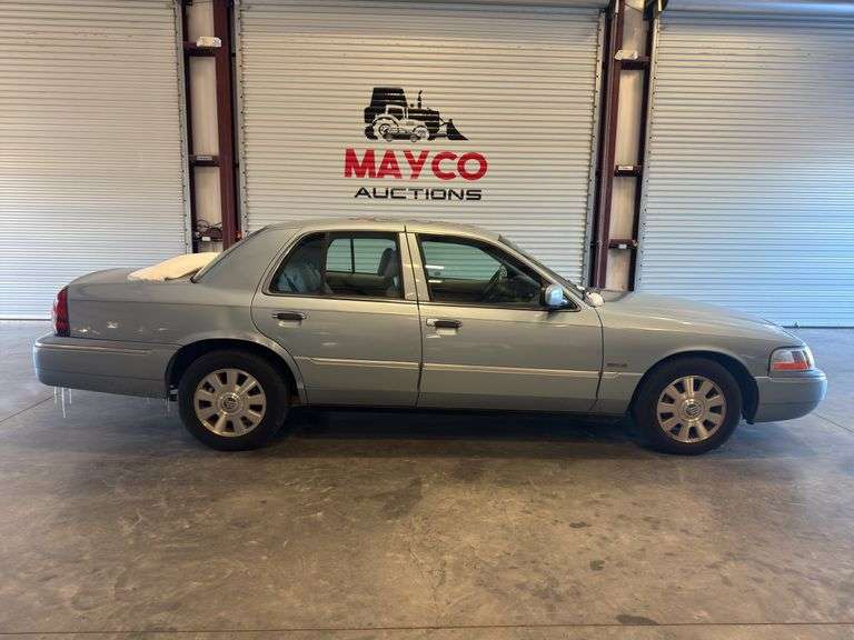 2003 MERCURY Grand Marquis