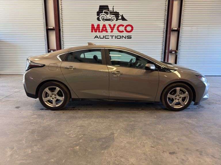 2017 CHEVROLET Volt
