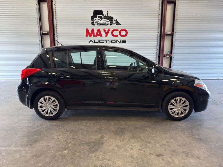 2012 NISSAN Versa
