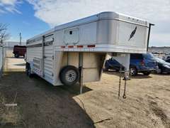 2016 Featherlite 8127-7020-STD