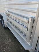 2016 Featherlite 8127-7020-STD