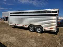 2016 Featherlite 8127-7020-STD