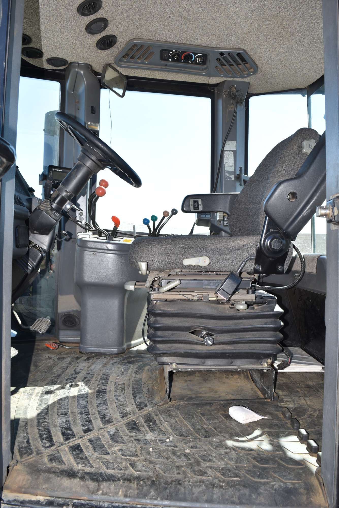 1994 Ford Versatile 9480 Tractor - Musser Bros Inc