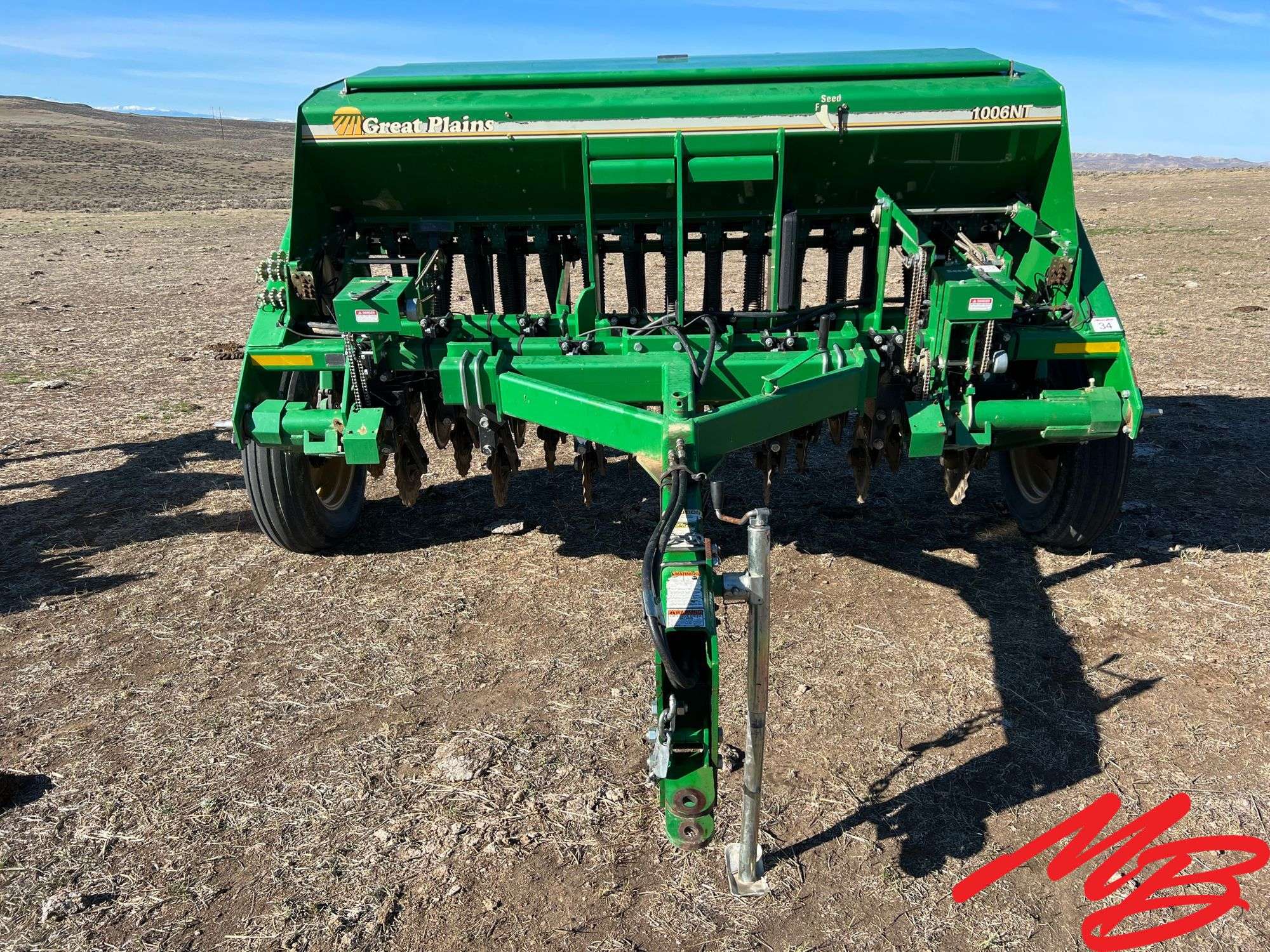 What are the pros and cons of using Great Plains drills for planting cover  crops like beans, rye, and oats?, image size:2000x1500