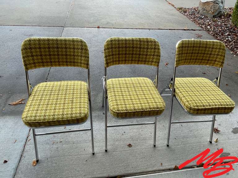 (3) Retro Padded Folding Chairs Musser Bros. Inc.