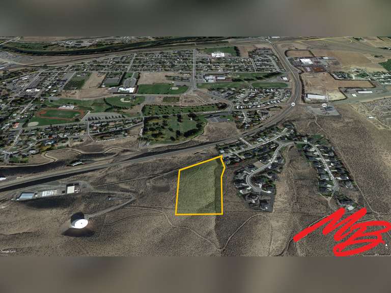 UNDER CONTRACT! Prosser Development Parcel