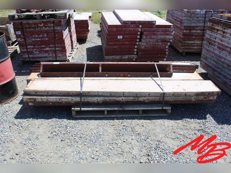 (5) 1’x8’, (2) 2’x8’ symons concrete forms, (4) outside corners, (1 ...