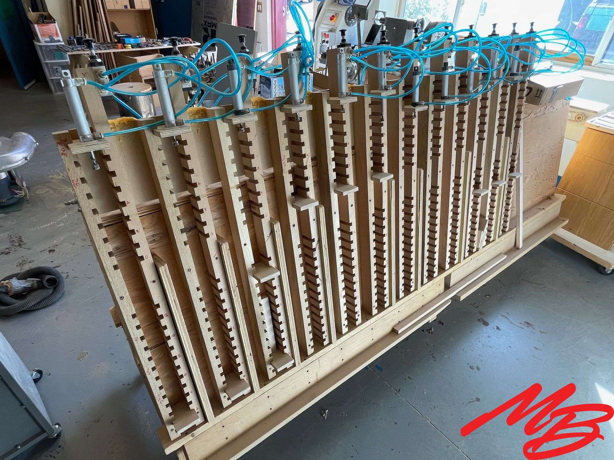 Pneumatic Clamp Table
