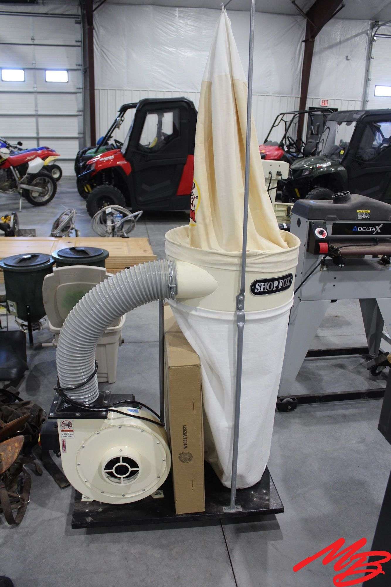 Shop Fox 2hp Dust Collector w/4" Hose, 220v - Musser Bros Inc