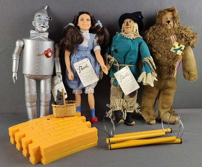 Wizard of Oz doll set Matthew Bullock Auctioneers