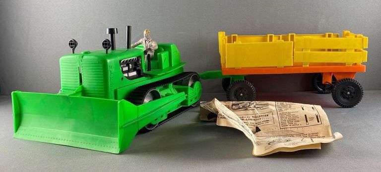 Marx Jumbo Battery Powered Bulldozer Trailer - Matthew Bullock Auctioneers