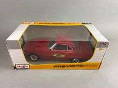 Group of 8 Die Cast Model Cars - Matthew Bullock Auctioneers