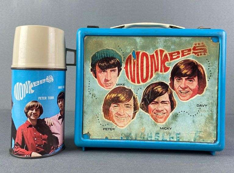 Vintage Canadian Market The Monkees Lunchbox and Thermos Matthew
