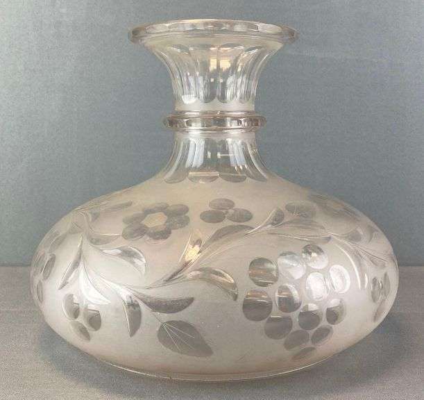 Cut Frosted Glass Lamp Shade Matthew Bullock Auctioneers