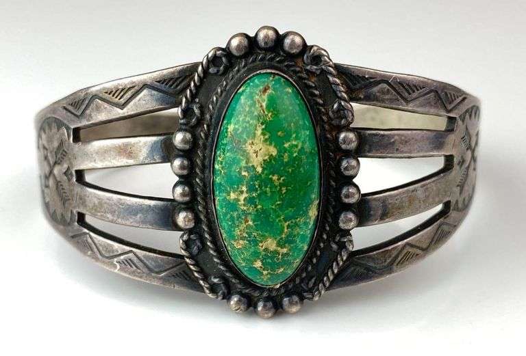 ONLINE ONLY-Antique and Vintage Collector Auction