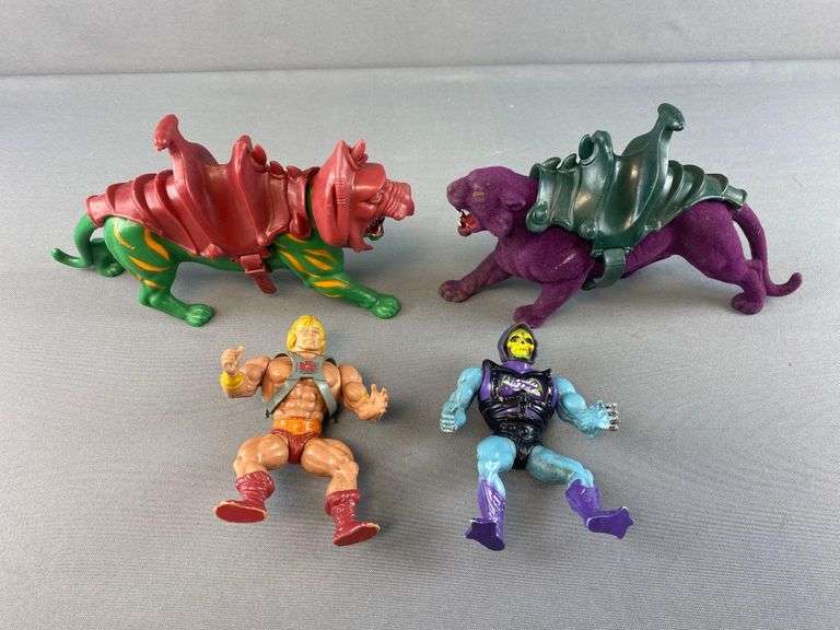 Masters Of The Universe He-Man: Action Figure Man-at-Arms Con Sky Sled - Ispirato Alla Serie Netflix, Giocattolo Per Bambini 4+ Anni