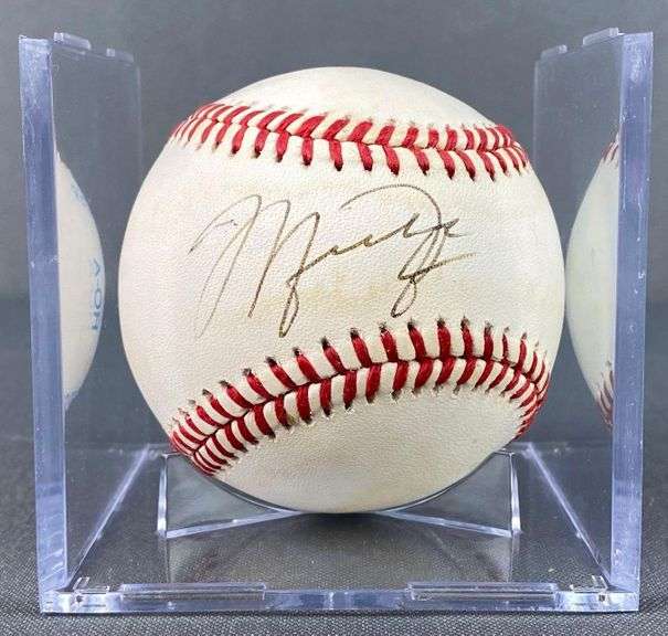 michael jordan signed baseball card