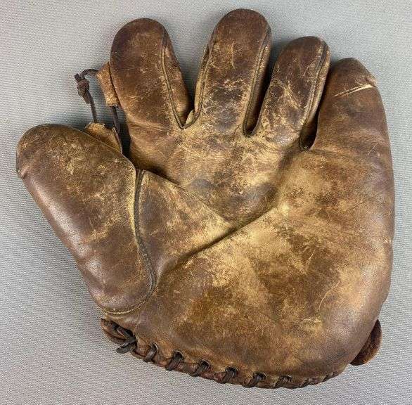 1920s Split Finger 5 Finger Baseball Glove Matthew Bullock Auctioneers