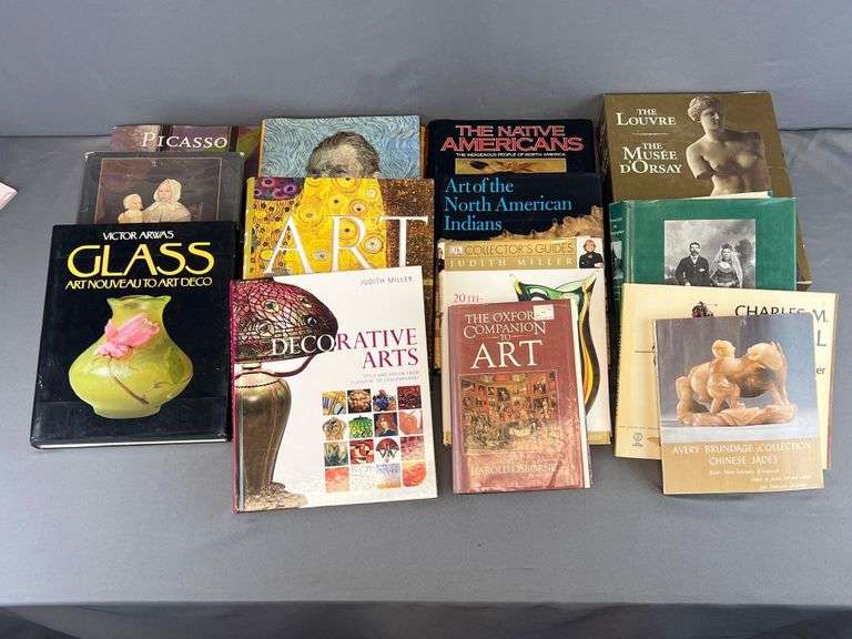 Group of 15 history and art coffee table books Matthew Bullock