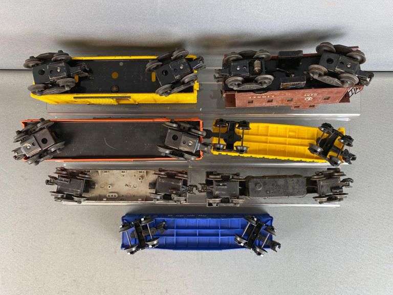 group-of-7-assorted-lionel-o-scale-train-cars-matthew-bullock-auctioneers
