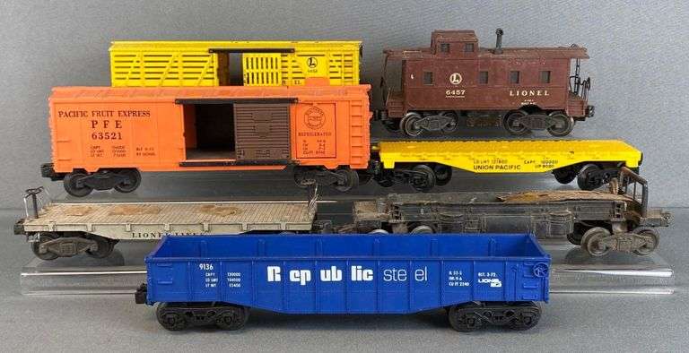 group-of-7-assorted-lionel-o-scale-train-cars-matthew-bullock-auctioneers