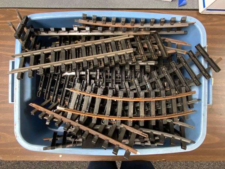 Large Group of O Scale Train Tracks Matthew Bullock Auctioneers