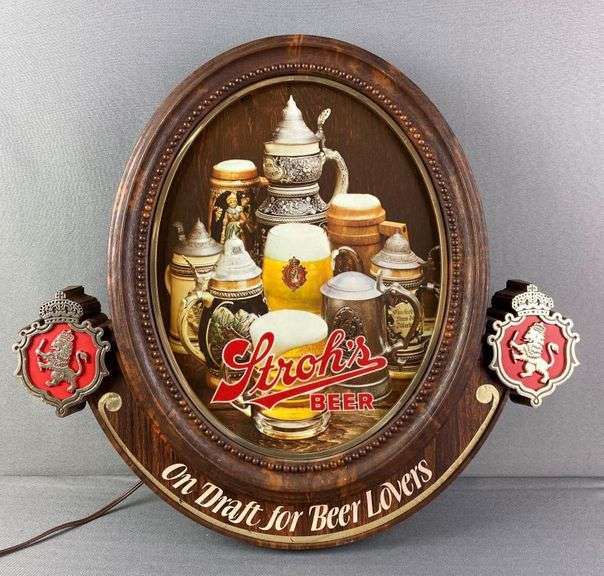 Strohs LightUp Advertising Plastic Beer Sign Matthew Bullock Auctioneers