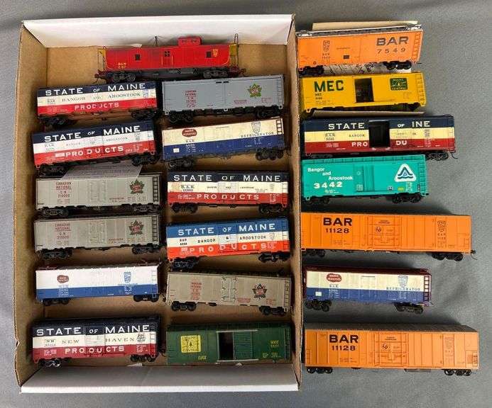 Group of 20 HO Scale Train Cars Matthew Bullock Auctioneers