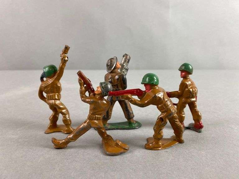 Group of 5 Vintage Barclay Lead Soldiers Matthew Bullock Auctioneers