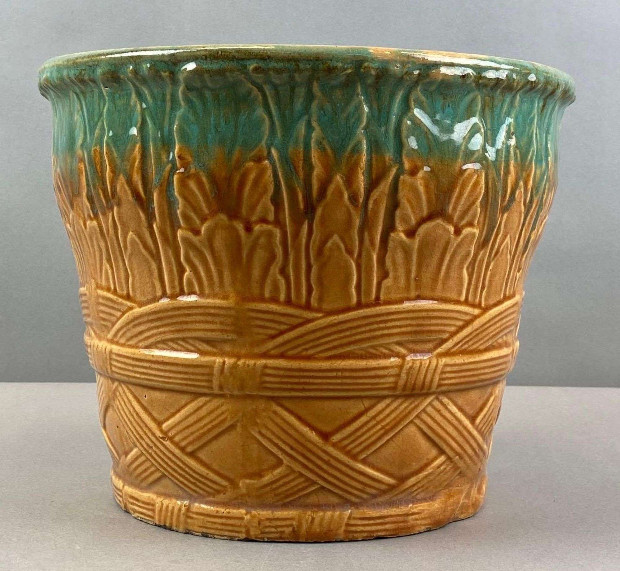 Robinson Ransbottom Pottery Jardiniere Planter - Matthew Bullock Auctioneers