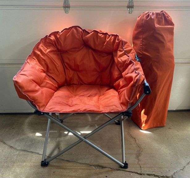 Group of 2 Comfy Folding Camping Chairs Matthew Bullock Auctioneers