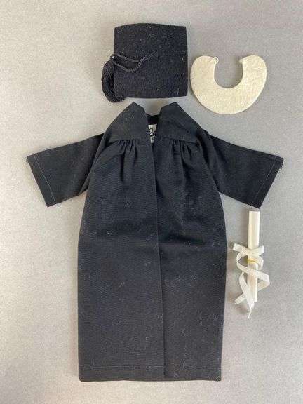 Barbie Graduation 1963 – #0945 – Fabriquée Au Japon – Collector Vintage NRFB