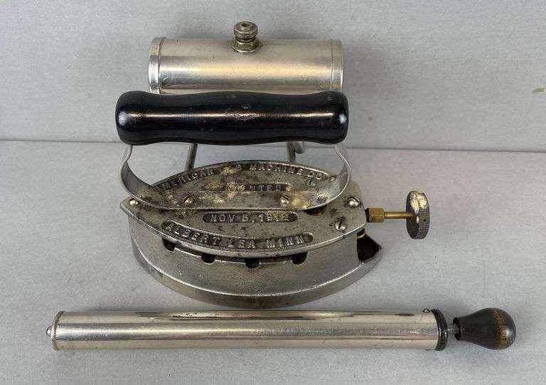 Antique American Gas Machine Co. Gas Iron Matthew Bullock Auctioneers
