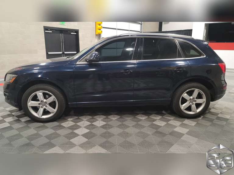 2009 Audi Q5  3.2 Quattro