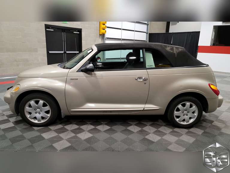 2005 Chrysler PT Cruiser  Touring