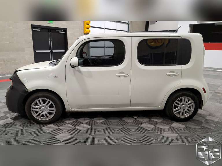 2011 Nissan Cube  1.8 S