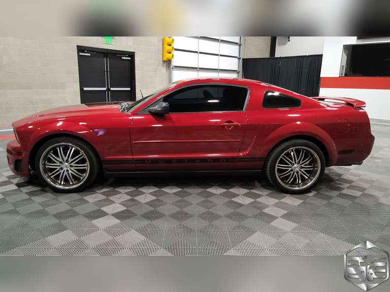 2006 Ford Mustang