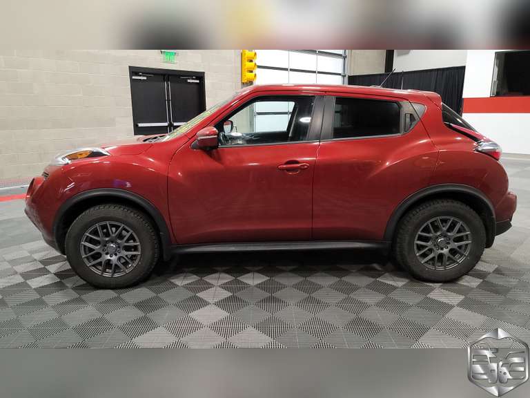 2015 Nissan Juke  SV