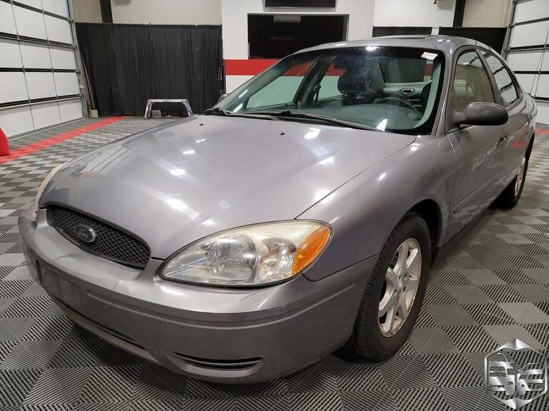 2006 Ford Taurus SEL