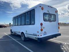2005 Ford E450