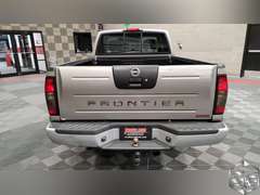 2004 Nissan Frontier  King Cab S/Charger