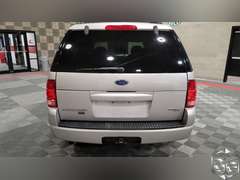 2005 Ford Explorer  XLT