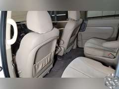 2011 Kia Sedona  LX