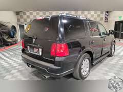 2004 Lincoln Navigator  Ultimate